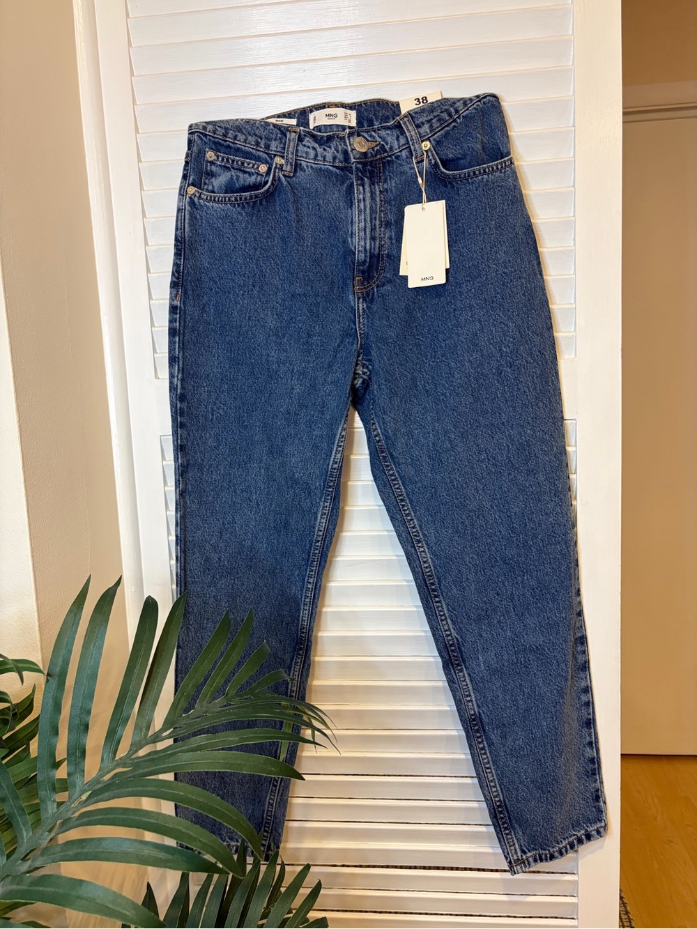 Mango Mom Jeans Size 6 Sustainable Minimalistic Modern Casual